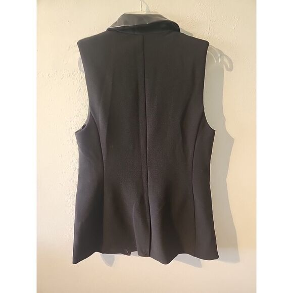Michael Kors Sleeveless Vest Jacket 1 Button Black Faux Leather Small - Picture 6 of 6